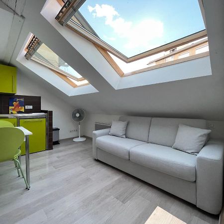 Studio Sous Les Toits Annecy Centre-Ville Exterior photo